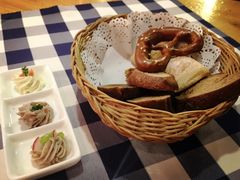 -皇冠自酿啤酒坊(中国红街5号楼店)