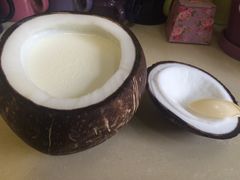 -志龙皇冠吃货椰子铺