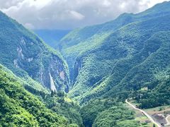 -鹿院坪生态旅游景区