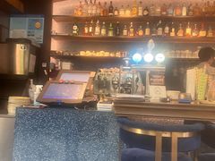 -Brut Eatery Wine Bar & Restaurant (建国东路店)