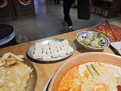 -洱火云南酸菜牛肉火锅(石景山当代商城店)