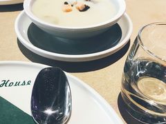 -莉莉家的音乐花园餐吧(航空路店)