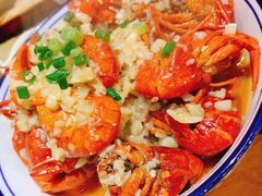 -琥珀老六龙虾(四里河店)