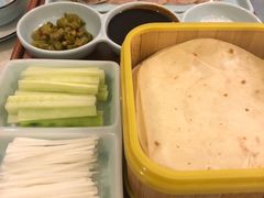 -侬佳蒸菜馆(听潮店)