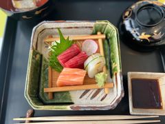 -雲上錢屋·地标景观(上海中心店)