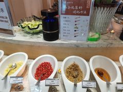 自助调料区-海南椰子鸡餐厅(三亚湾红树林店)