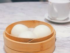 -香港百合居(LCM置汇旭辉广场店)