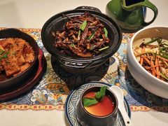 -云海肴·汽锅鸡·云南菜(天山百盛优客店)