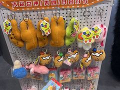 -反斗乐园π·电玩·高空拓展·蹦床(龙华天虹店)