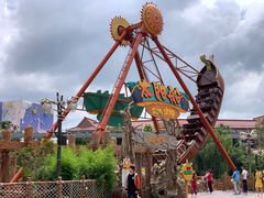 -七彩云南欢乐世界