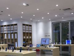 -华为授权体验店(中山公园来福士)