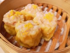 蟹黄干蒸烧卖-白天鹅宾馆-宏图府餐厅