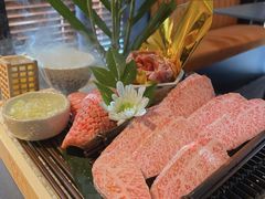 -铭牛烧肉·和牛海鲜自助(高新月牙湖店)