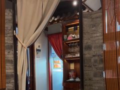 -川流不息·地道川菜·小龙虾(新松江路店)