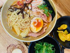 -柒鉦·日式豚骨拉麵(常德路店)