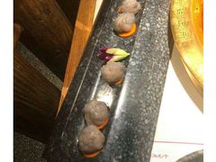 干贝咸蛋黄虾滑-哥老官重庆美蛙鱼头(西湖银泰十一哥店)