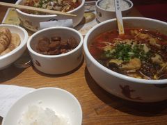 -渝是乎酸菜鱼(龙旗购物中心店)