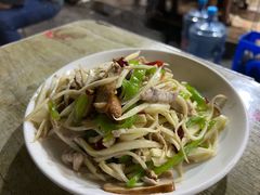 茭白肉丝-凡老头米线砂锅(古荡新村西粮站)