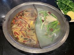 -宽板凳老灶火锅(南礼士路店)