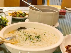 濑粉-鹅掂·大岭山烧鹅