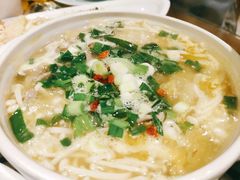 酸菜猪肚锅-卢大鲜鱼头捞饭(美利广场店)