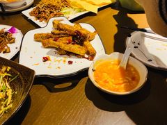 -梧桐树下(云锦世家店)