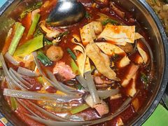 -四季喧黔味豆米火锅(万达广场店)