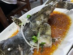 -四川小胡子海鲜(丁村万人海鲜广场店)