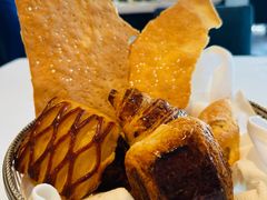 -AZUR聚(香格里拉饭店)