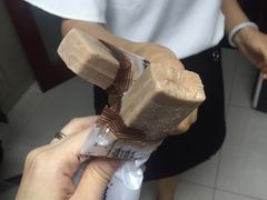 -滚雪球小奶糕