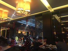 等位区-咸亨酒店•非遗绍兴菜•中华老字号(堂吃餐厅)
