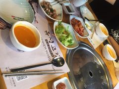 -唯成•韩国炭火烤肉 유성고기