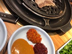 小米原味鱼籽拌饭-小米烤肉-泥炉炭烤(常营店)