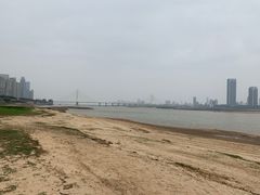 -秋水广场