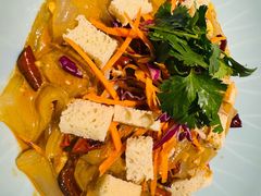 -95号酱骨·一块豆腐(展春园西路店)