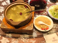 茯苓山药炖土鸡-披云徽府(繁华大道店)