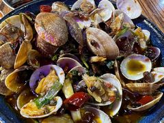 -蚝堡海鲜·威海菜·海肠捞饭·烧烤·亚洲吃蚝公司(幸福门店)
