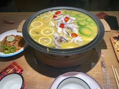 -山城外·非遗酸菜鱼(蜀都万达店)