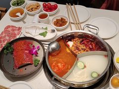 -周师兄大刀腰片火锅(磁器口直营店)