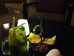 -亚龙湾喜来登·美景台大堂吧