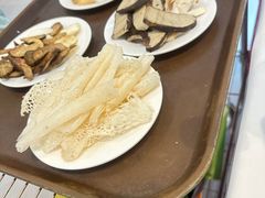-天宜隆蘑菇宴火锅(石景山旗舰店)
