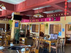 大堂-峰瑞藏地美食·石锅鸡·牦牛肉(大昭寺品牌店)