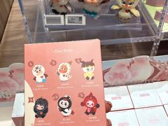 -泡泡玛特POPMART(国金街店)
