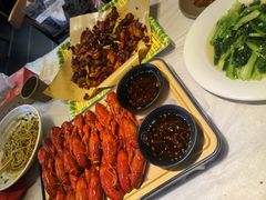 -肥肥虾庄·金牌油焖大虾(沙湖店)