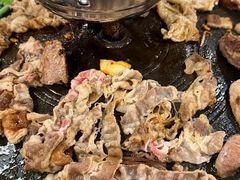 -江南猪肉商会无限续吃(弘大店)