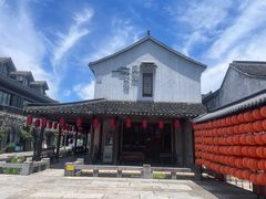 -河畔春天时尚餐厅