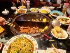 -鱼窝棚柴火铁锅炖(富山屯店)