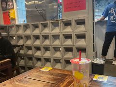-方铲铲·成都板凳面(滨江银泰店)