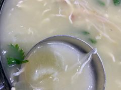 珍记招牌鸡煲翅-珍记海鲜酒家(嵩山路店)