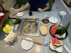 -海底捞火锅(高新活力城Villgae店)